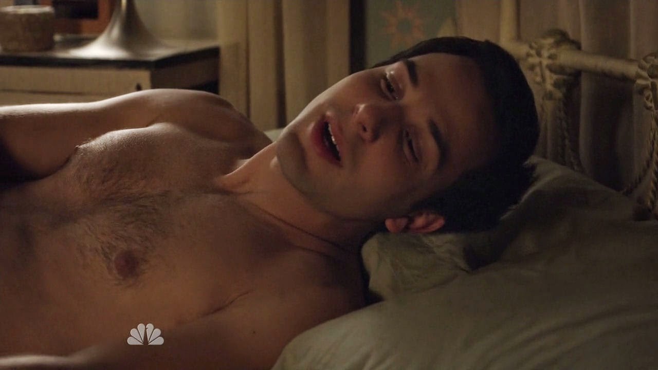 Skylar Astin turns 27 today and his fans are no doubt looking forward to hi...